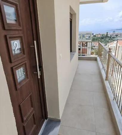 بيت للعطل Theasis 2
