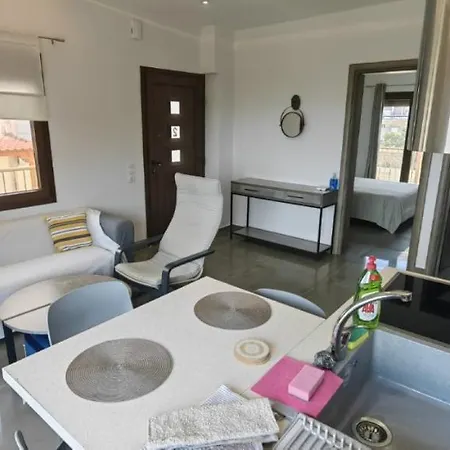 Semesterbostad Theasis 2 *