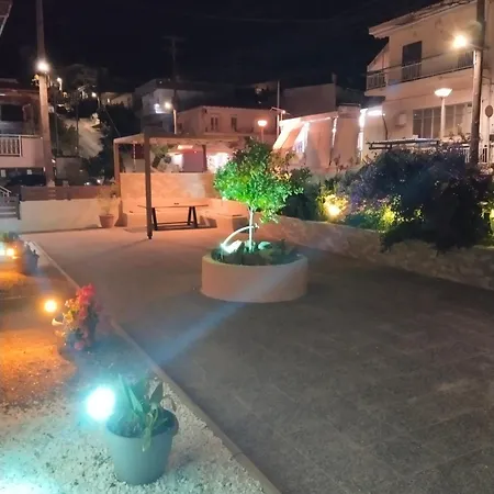 Theasis 2 Prázdninový dům