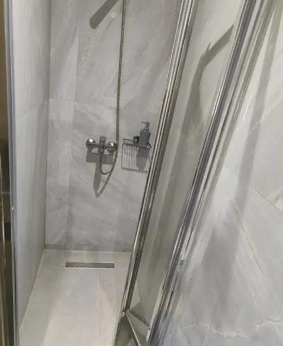 Theasis 2 Case de vacanță